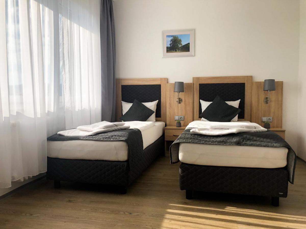 Hotel Bobr Chomutov Exterior foto